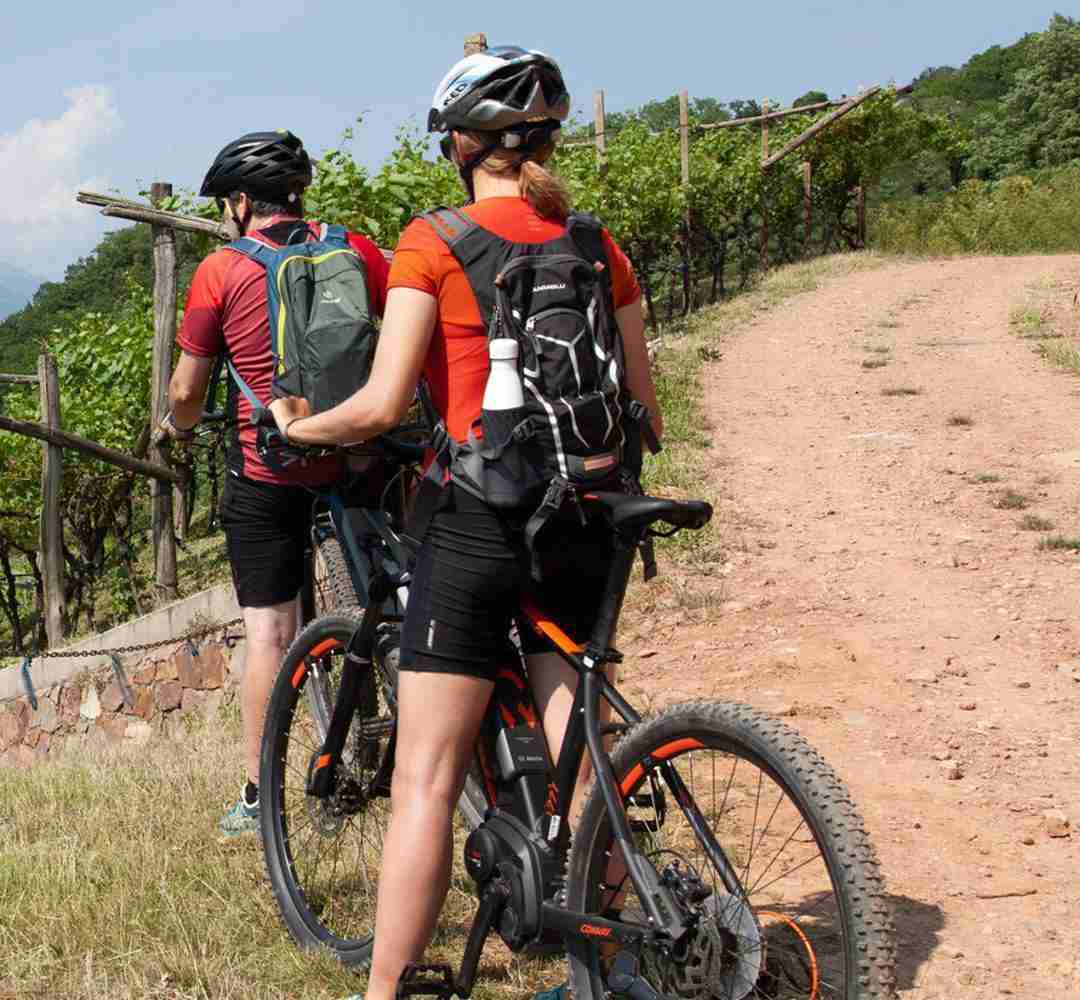 biciclettata nelle Langhe natura sapori Deep Experience